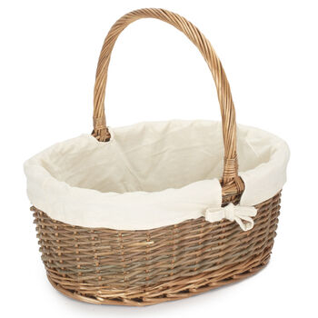Oval Wicker Basket With White Lining, 2 of 6