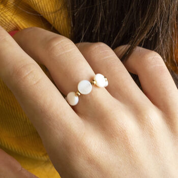Mother Of Pearl Disc Stretch Ring, 4 of 4