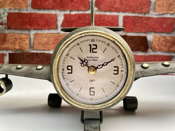 42cm Metal Fighter Aeroplane Clock Novelty Desk Freestanding Or Wall Mount, 2 of 7