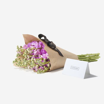 Hot Lips Stock Fresh Bouquet, 4 of 4