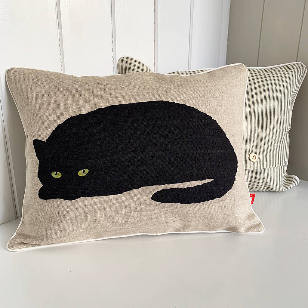 cat paw cushion black