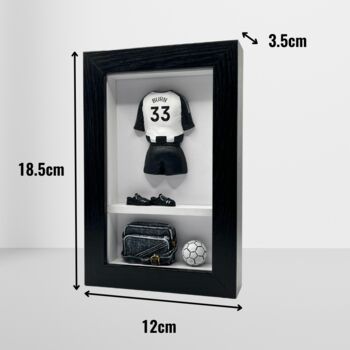 Football Legend KitBox: Burn: Newcastle, 4 of 6