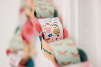 Minibeasts | Kids Paper Chain Kit, 8 of 12