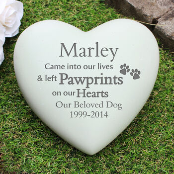 Personalised Pet Pawprints Heart Memorial, 3 of 6