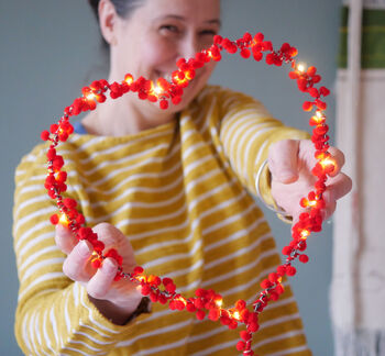 Pom Pom Heart Light, 2 of 10