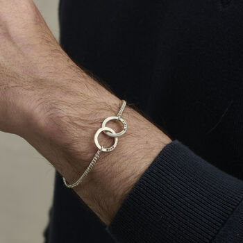 Personalised Men's Interlinking Hoops Bracelet, 2 of 8