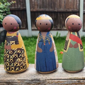 Five Iconic African Queens Wooden Peg Dolls Gift Set By Philly ...