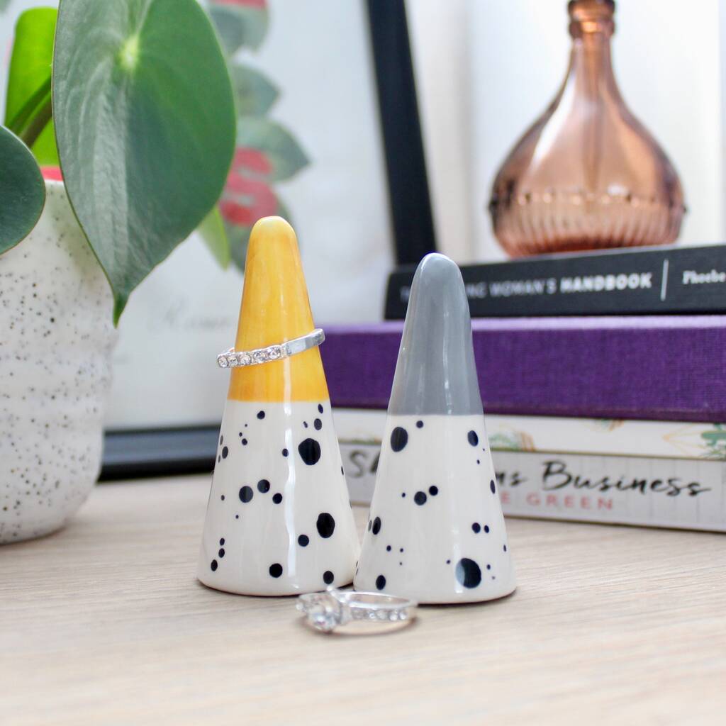 Dotty Ceramic Ring Holder By Ellart Ceramics