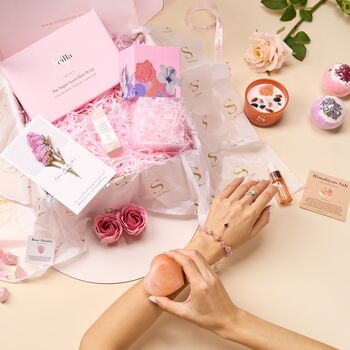 Luxury LED Lit Pamper Gift Set For Her, 2 of 12