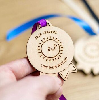 Personalised Class Of 2026 Leavers Medal Keepsake – School Leaver Gift For Pupils, 4 of 6