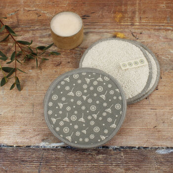 A Slice Of Green Organic Cotton Facial Pads Five Pack, 3 of 11