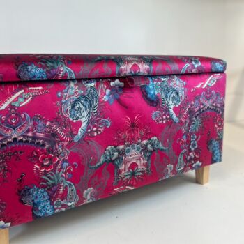 Ottoman In Becca Who Magic Of India In Lotus, 2 of 3