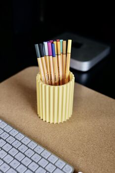 Hue Pen Pot, 10 of 10