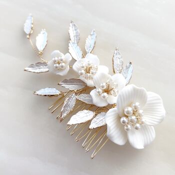 Flower And Pearl Bridal Hair Comb, 3 of 4