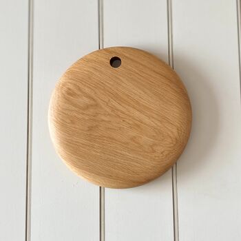 Solid Round English Oak Serving Board, 3 of 3