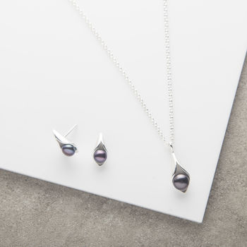 Calla Lily Pearl Pendant And Studs Set, 5 of 6