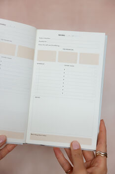 Daily Inspirational Lifestyle Planner/ Undated, 6 of 12