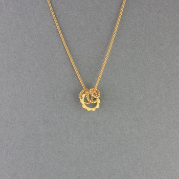 Mini Scalloped Circle Necklace, 3 of 8