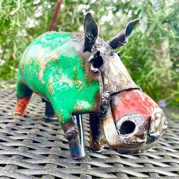 Recycled Metal Hippo Ornament Art071 By London Garden Trading