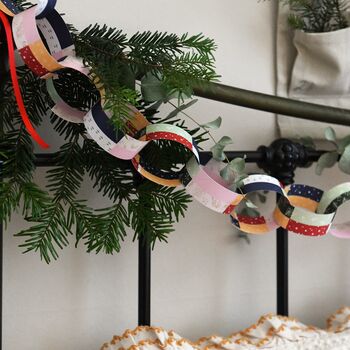 Traditional Patchwork Christmas Paper Chains Kit, 6 of 11