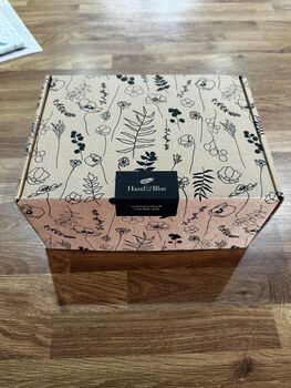The Unwind Gift Box, 2 of 5
