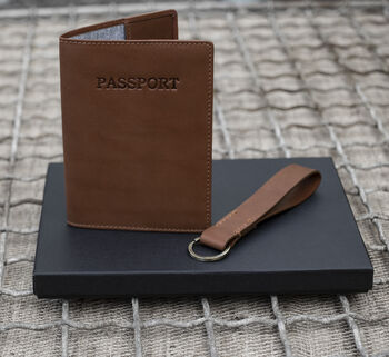 Mens Personalised Leather Travel Gift Set, 7 of 12