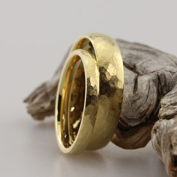 18ct Gold Hammered Court Matching Wedding Ring Set, 2 of 4