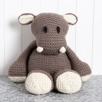 Giant Annie The Hippo Knitting Kit, 7 of 11