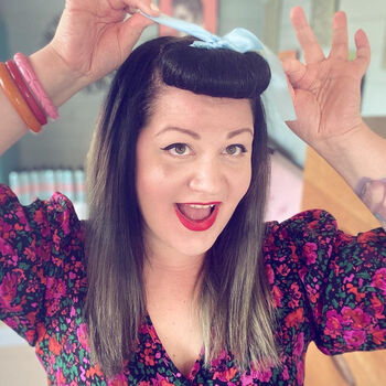 Le Keux Cosmetics Pin Up Hair Styling Kit, 3 of 7