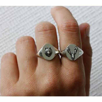 Reindeer Head Signet Ring – Silver, 5 of 8