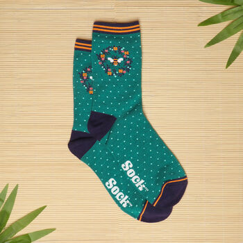 Women's Bamboo Socks Green Bee Floral Wreath, 2 of 6