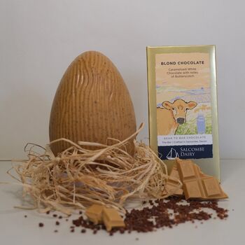 Blond Chocolate Easter Egg With Pepper Caramel, 4 of 5