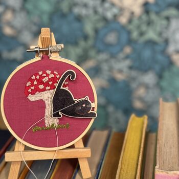 Midnight Cat Needle Minder, 2 of 5