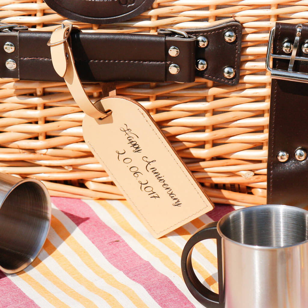 Quantock Traditional British Family Picnic Hamper By Dibor