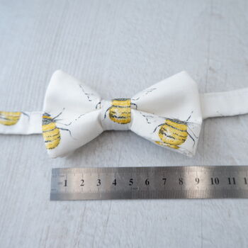 Childs Bee Print Bow Tie, 4 of 5