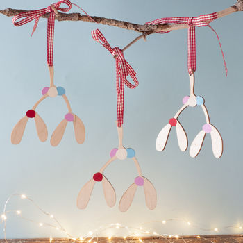 A Wooden Mistletoe Tree Decoration For Christmas, 9 of 12