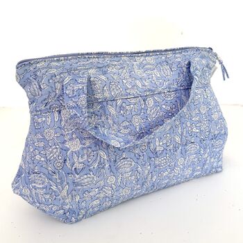 Wash Bag With Handles Hyacinth Print, 2 of 3