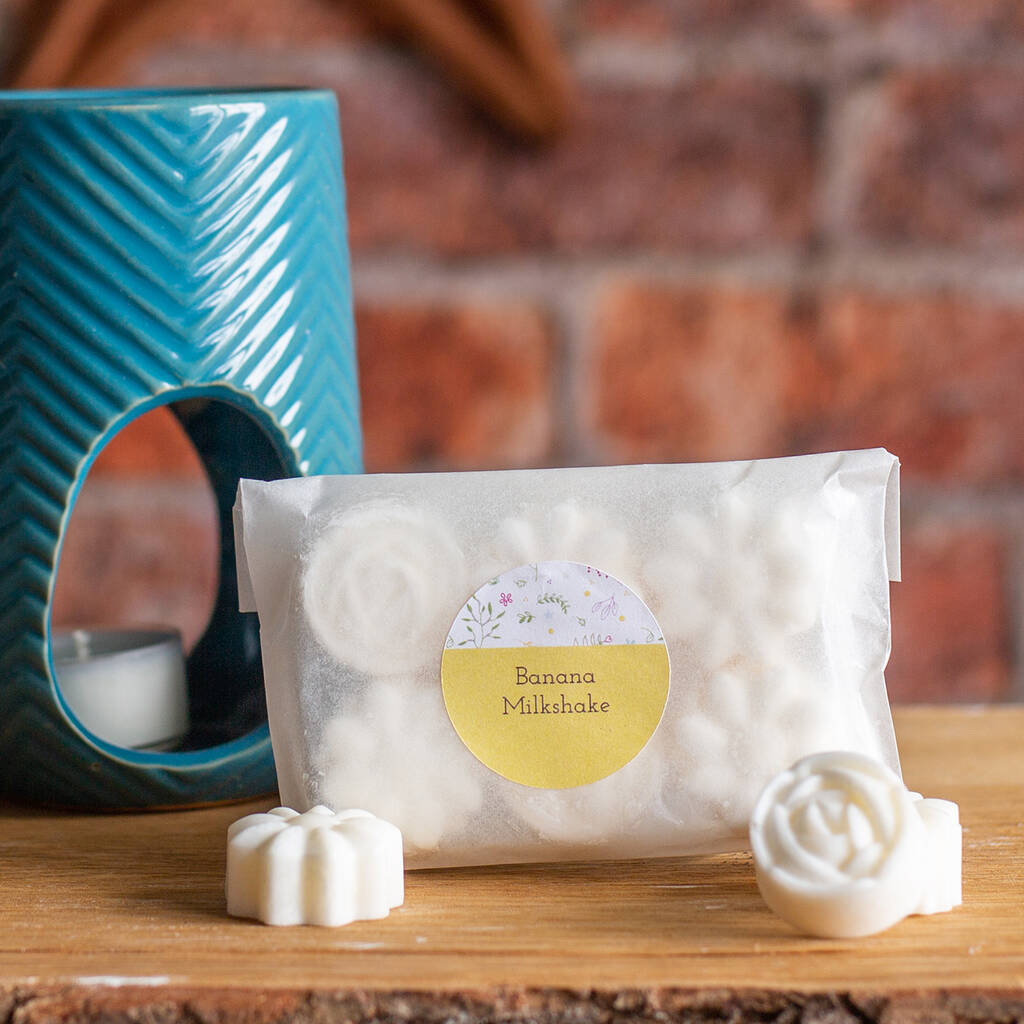 12 Banana Milkshake Flower Shaped Wax Melts By Chalk and Cheese Candles