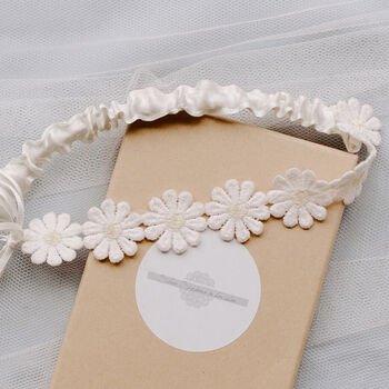 Daisy Lace Tie Side Bridal Garter Gift, 2 of 10