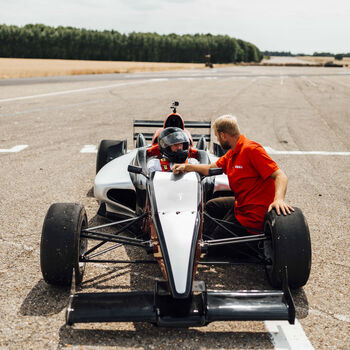 F1000 Single Seater Thrill Driving Experience In London, 7 of 9