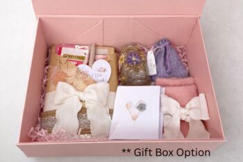 Blind Date With A Book Gift Set Mothers Day Box, 2 of 7