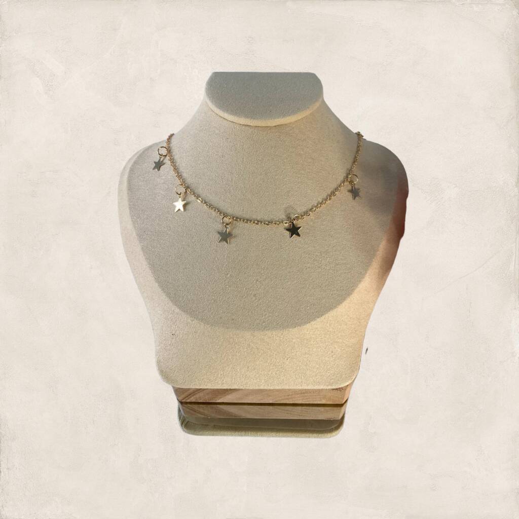 Star on sale choker necklaces