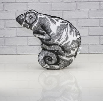 The Curious Chameleon Sofa Sculpture® Cushion, 3 of 7
