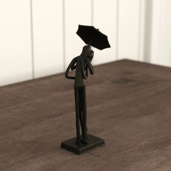 Umbrella Couple Courting Iron Figurine 21cm, 9 of 10