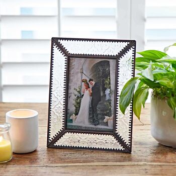 6x4' Recycled Glass And Antique Brass Metal Photo Frame, 4 of 7