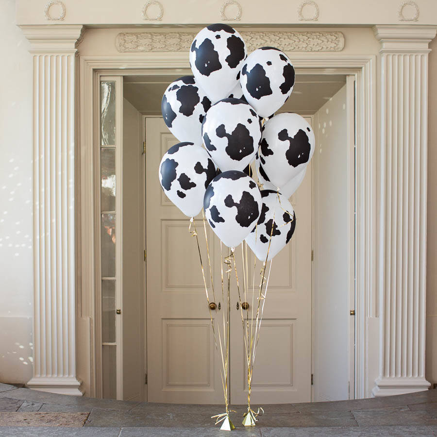 pack-of-14-cow-print-party-balloons-by-bubblegum-balloons