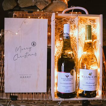 Personalised White Wine Sauvignon Blanc Gift Set, 2 of 4