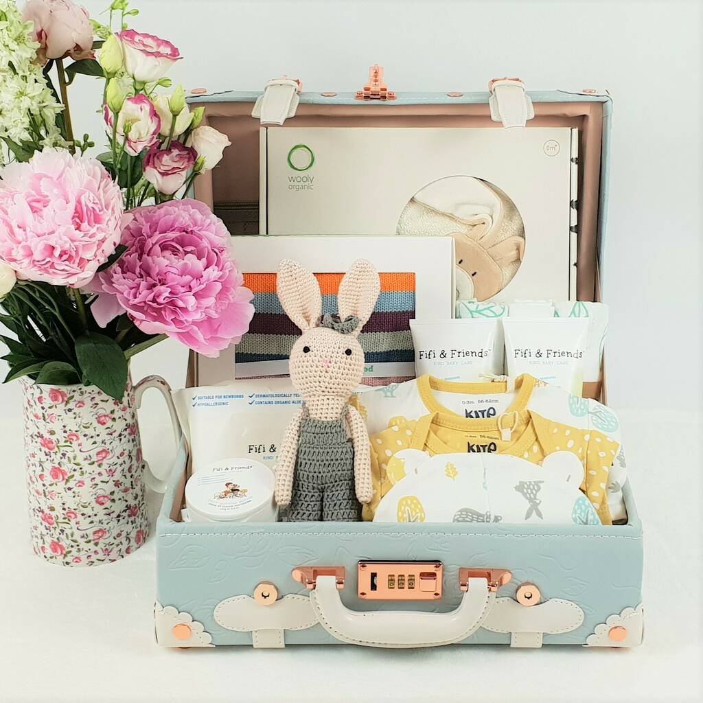 Luxury Baby Gift Collection In Keepsake Case By Natural Baby Box