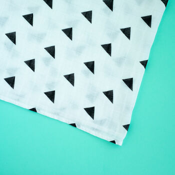 B+W Triangle Pattern Cotton Muslin Swaddle Baby Blanket, 3 of 8