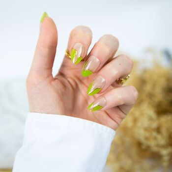 Loste Reusable Press On Nails Gift Set: Poison Ivy, 2 of 4